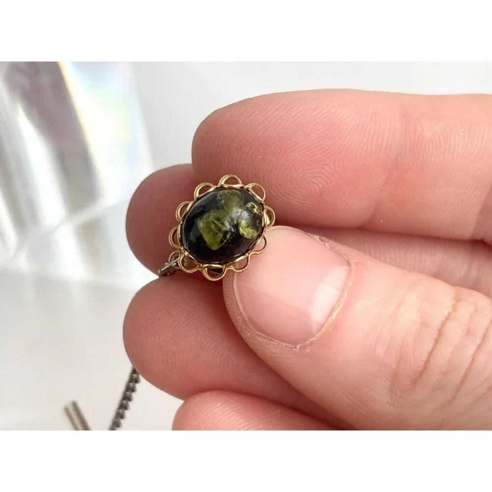 Faux Green Stone Scalloped Edging Silver Toned Vintage Men's Tie Tack